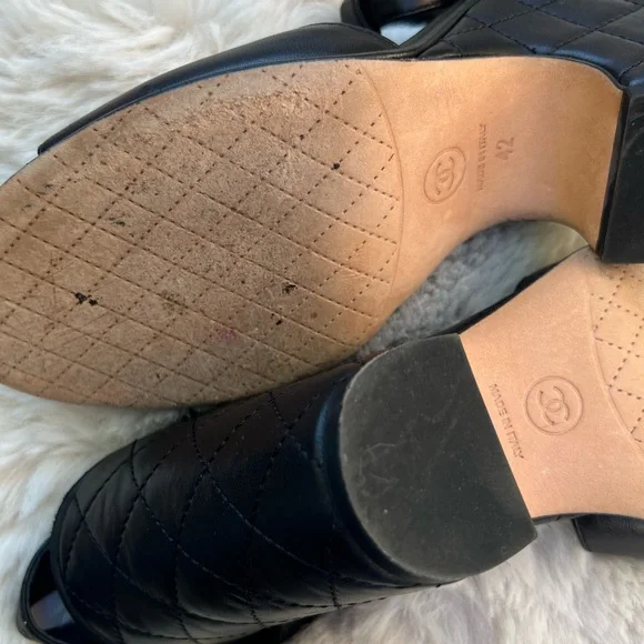 CHANEL black leather sandals quilted lambskin wedged sandals wedges - Picture 4 of 13